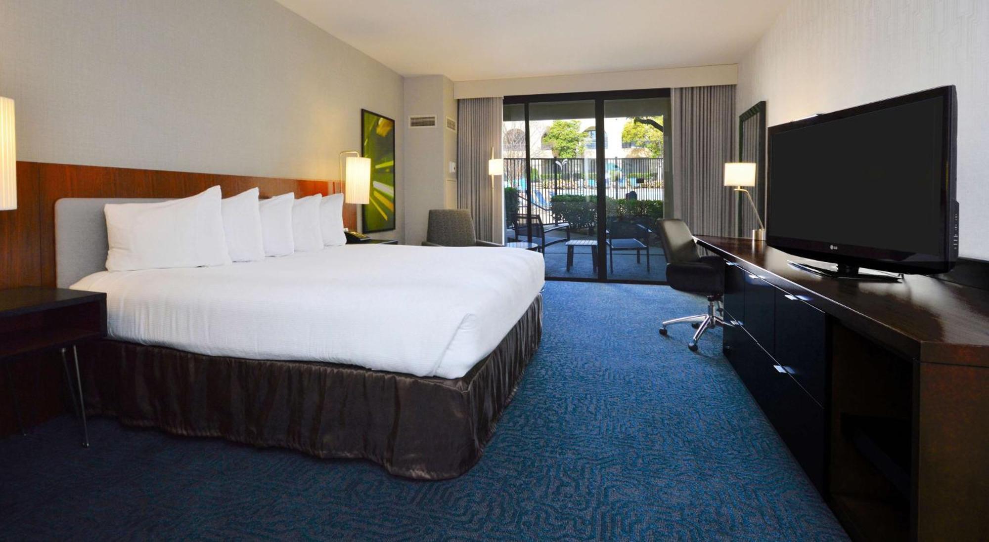 Hotel Doubletree By Hilton Newark-Fremont Exteriér fotografie
