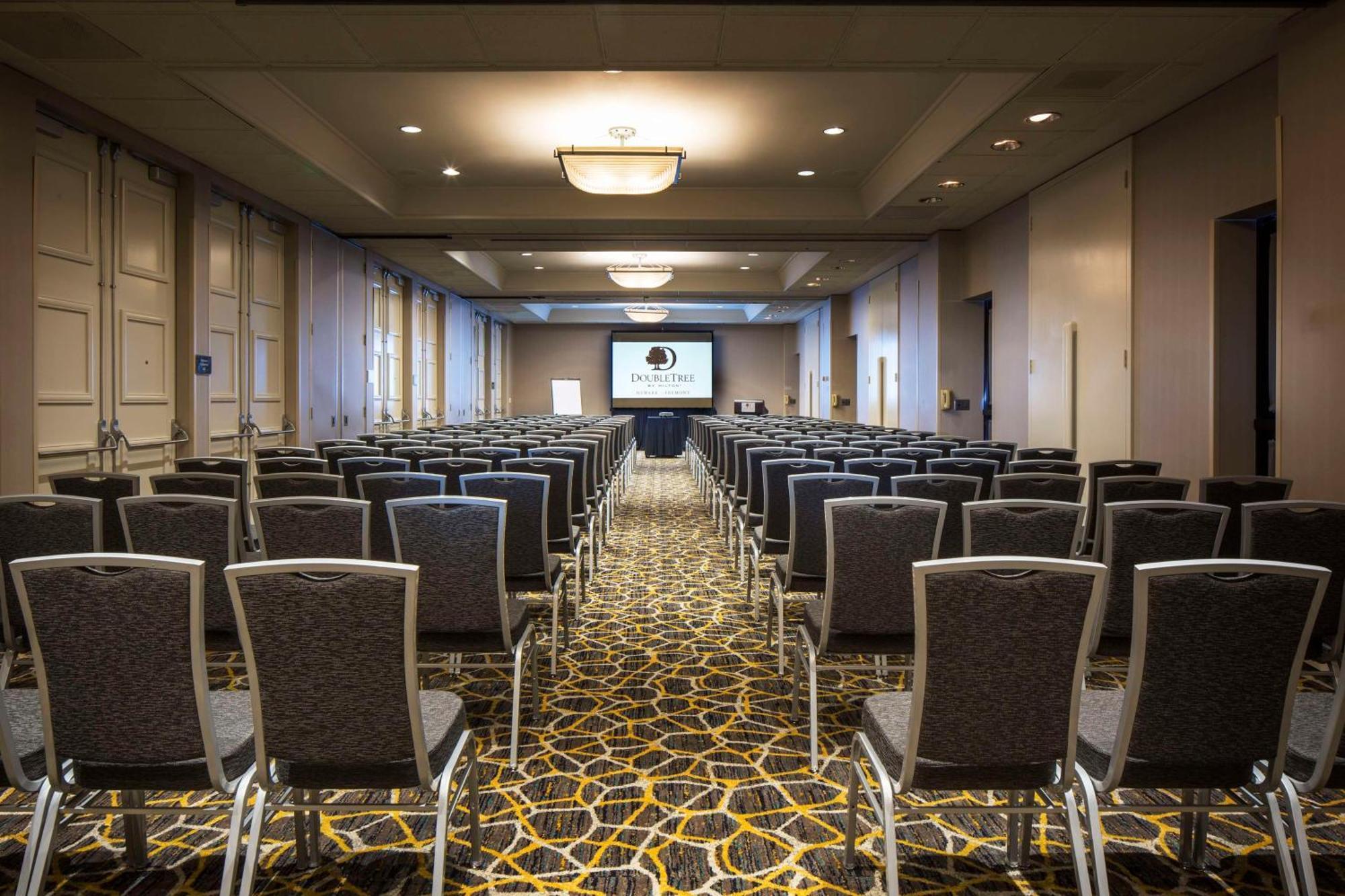 Hotel Doubletree By Hilton Newark-Fremont Exteriér fotografie