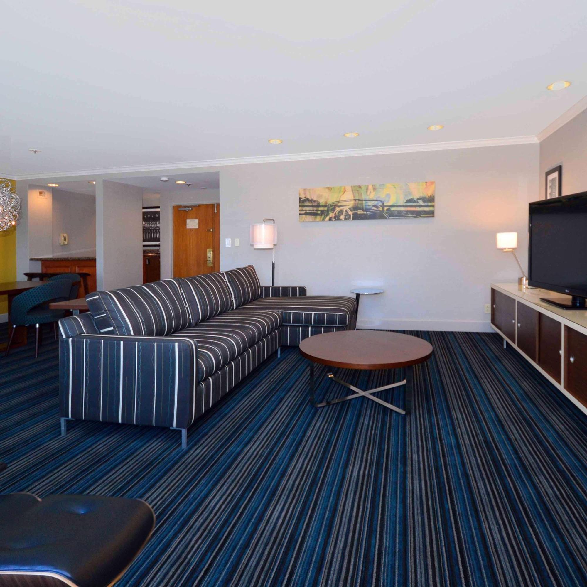 Hotel Doubletree By Hilton Newark-Fremont Exteriér fotografie